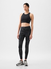 Gap Women Gapfit Wonder Woman™ Sports Bra ($36) ❤ liked on Polyvore  featuring activewear, sports bras, bla…