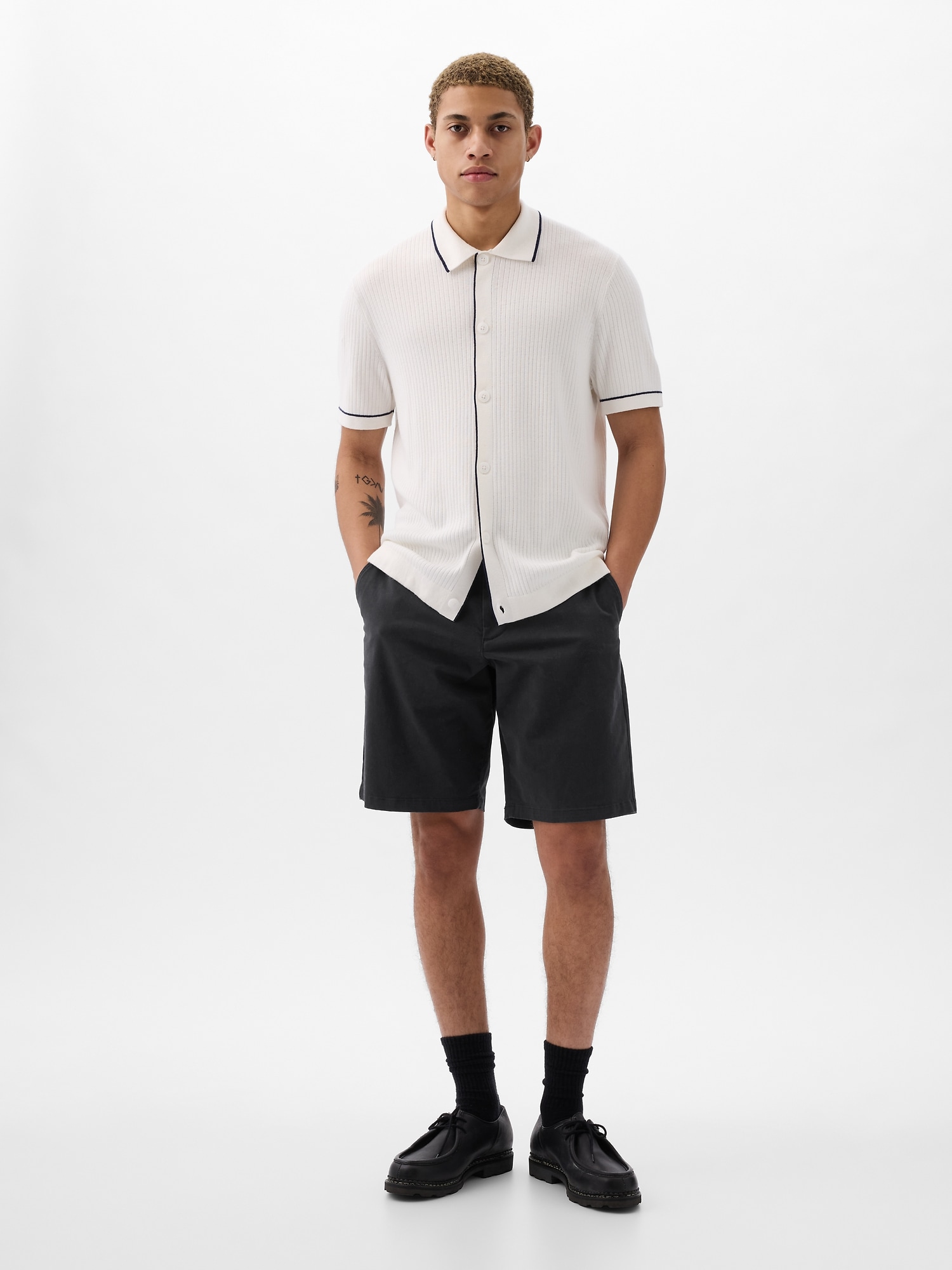 Gap shorts canada on sale