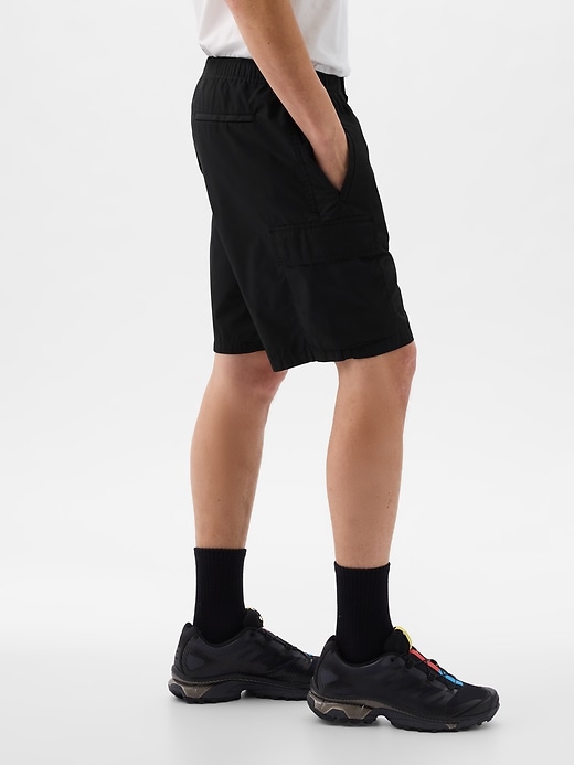 Image number 3 showing, 8" Poplin Cargo Shorts