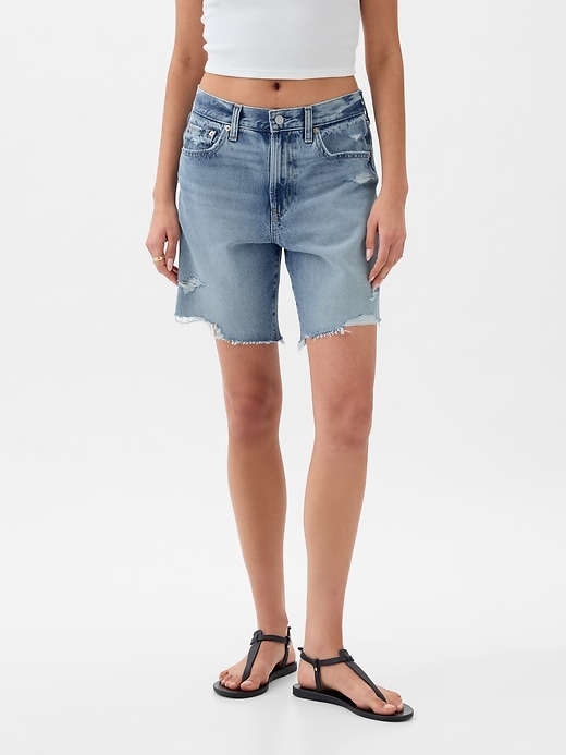 Image number 2 showing, 8" Mid Rise '90s Loose Denim Bermuda Shorts