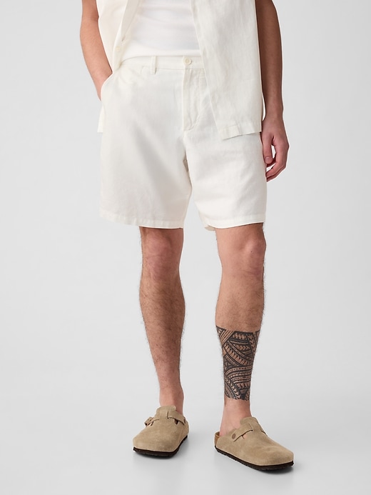 Image number 3 showing, 8" Linen-Cotton Shorts