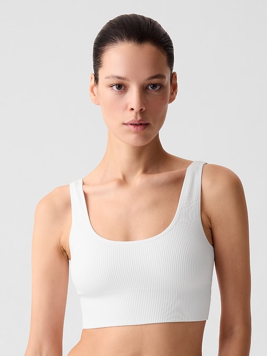 H&M Seamless Ribbed Bra, 31 Comfy Bralettes to Wear All Day, Because  Nobody Likes Pokey Wires