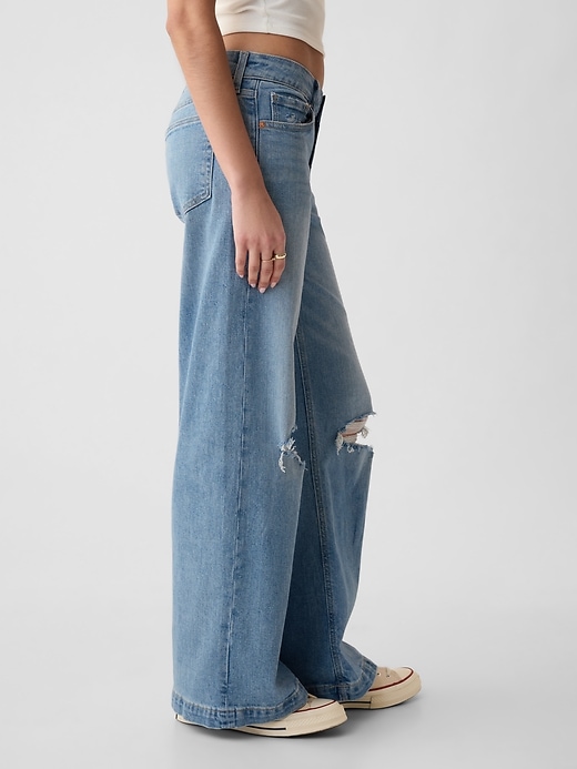 Image number 10 showing, Low Rise Stride Wide-Leg Jeans