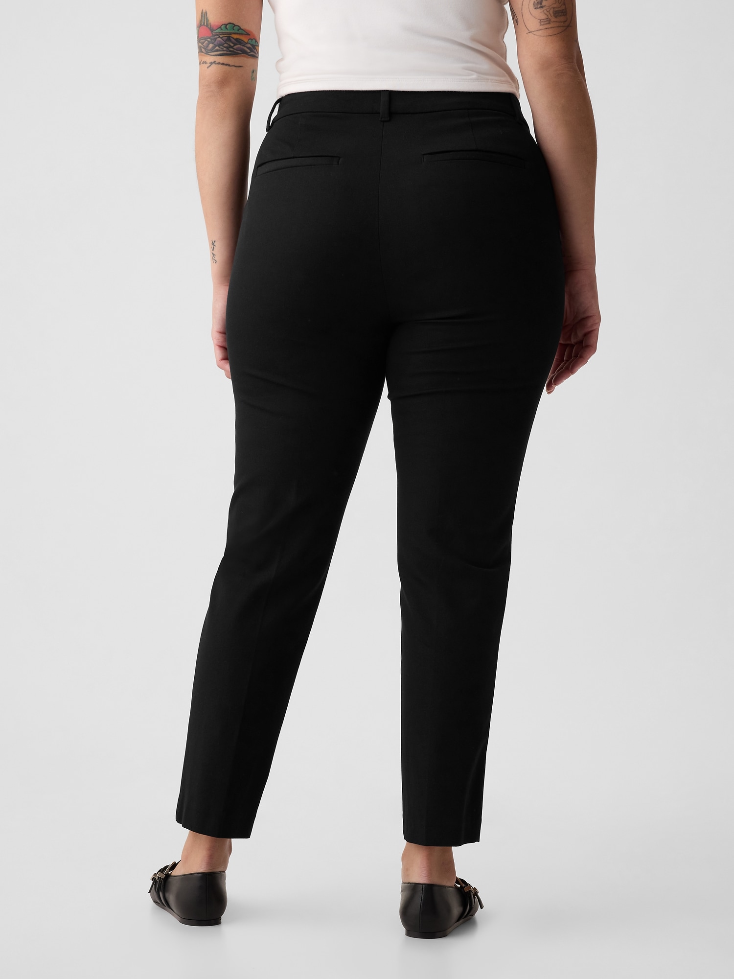 456-Gap tan pants size 8R Gap tan pants size 8R 16 inches waist across 32  inches inseam GAP Pants & Jumpsuits Straight Leg