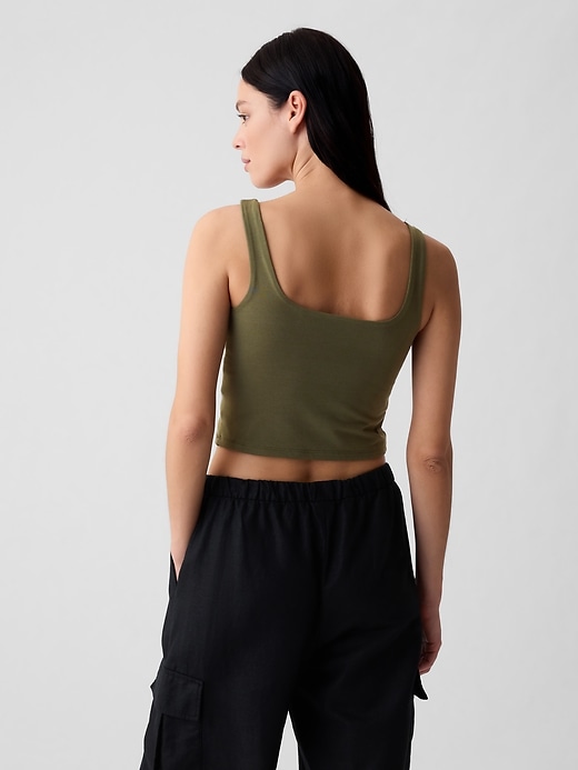 L'image numéro 2 présente Camisole courte en jersey compact