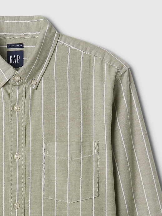 Image number 4 showing, Classic Oxford Shirt in Standard Fit