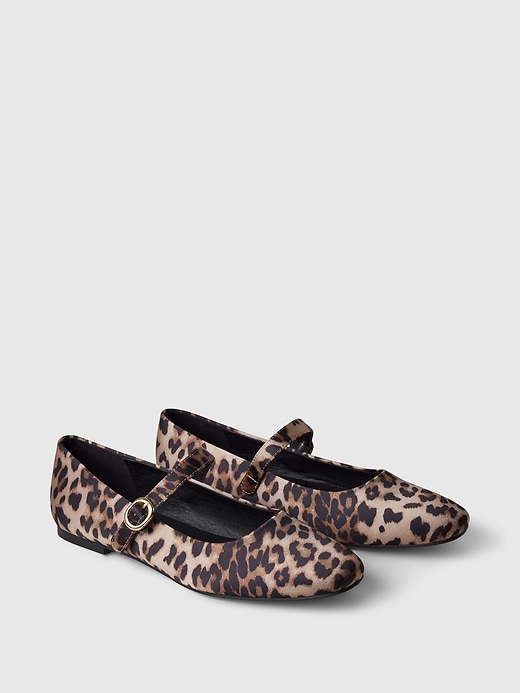 Image number 2 showing, Leopard Ballet Flats