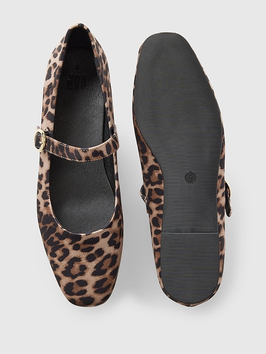 Image number 3 showing, Leopard Ballet Flats