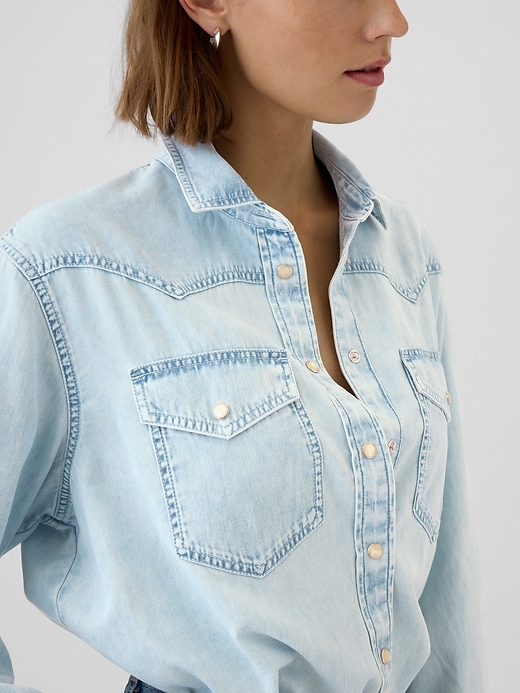 Image number 4 showing, Cropped Denim Western Shirt