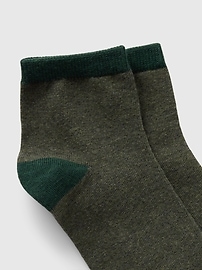 View large product image 4 of 4. Colorblock Quarter Crew Socks