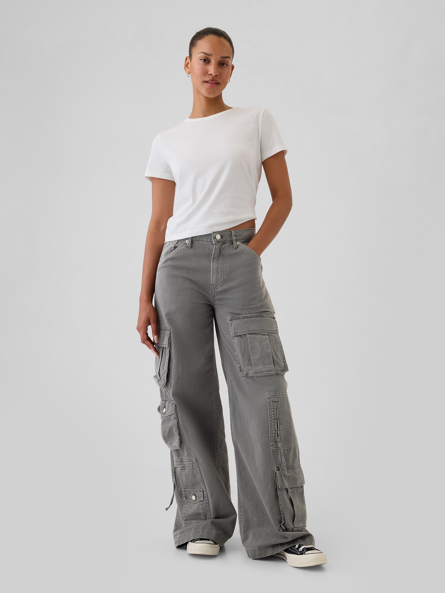 Mid Rise Relaxed Cargo Pants