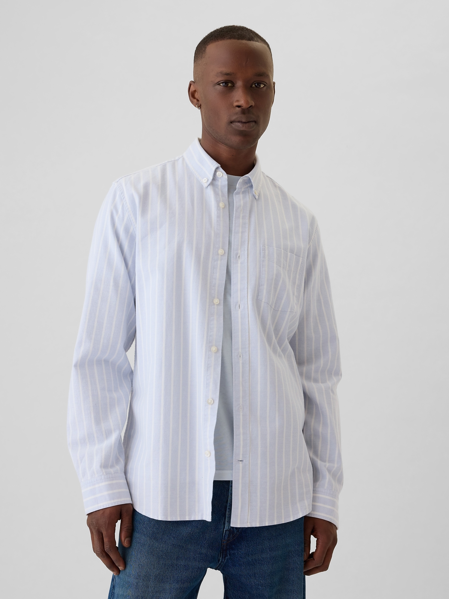 Classic Oxford Shirt in Standard Fit - Blue