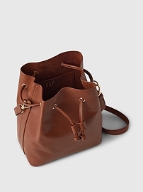 Voir une image plus grande du produit 3 de 3. Sac godet à bandoulière en cuir végane