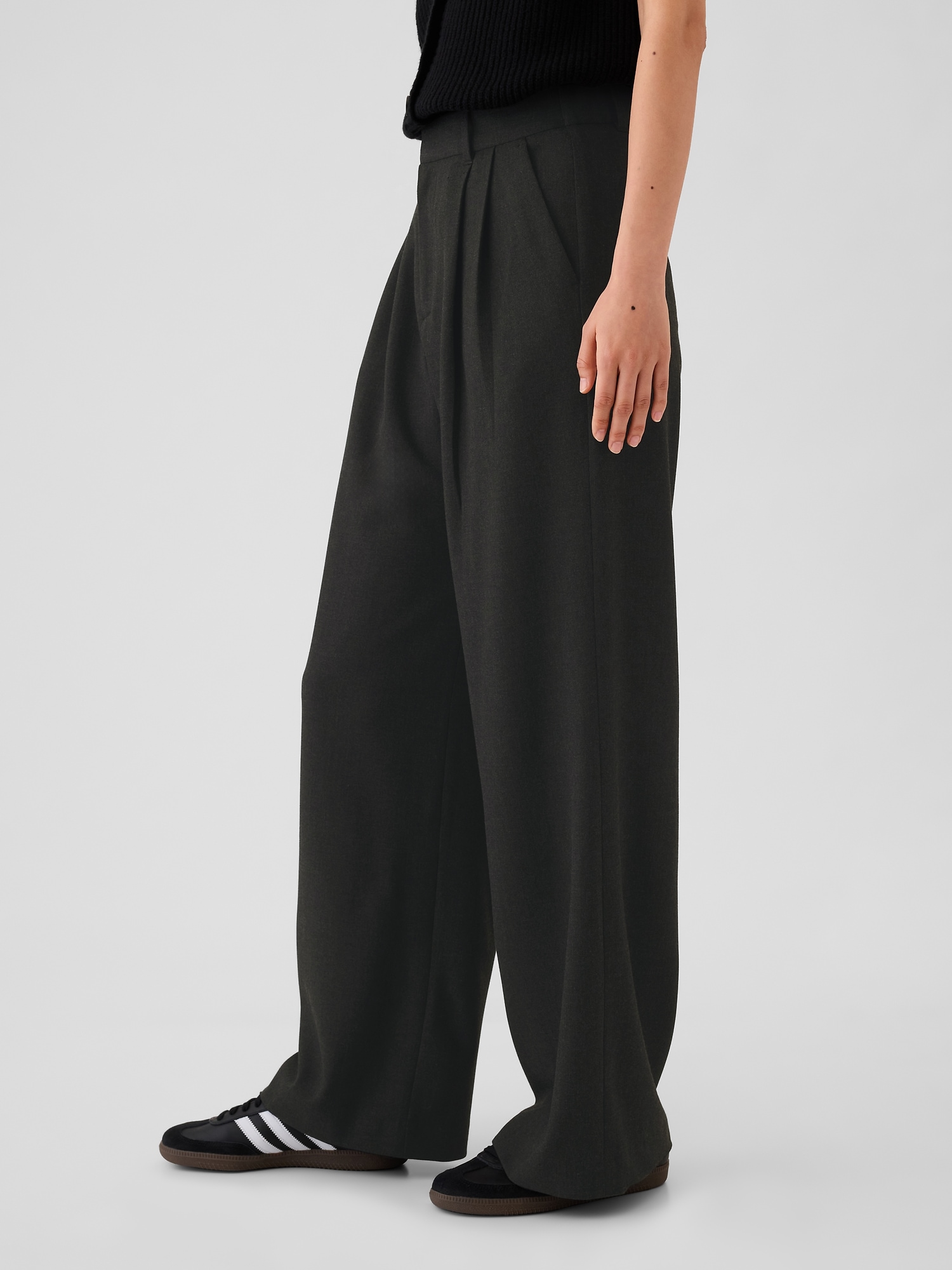 365 High Rise Brushed Twill Pleated Trousers