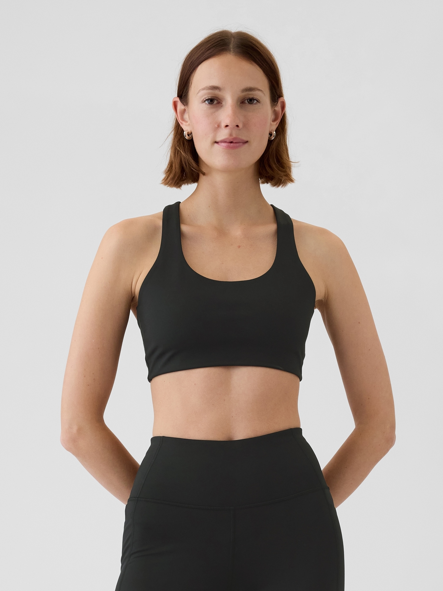 GapFit Power Medium Impact Sports Bra