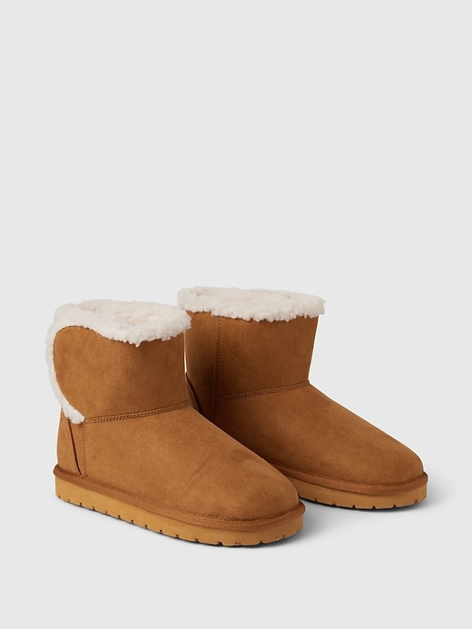 Girls cozy boots best sale