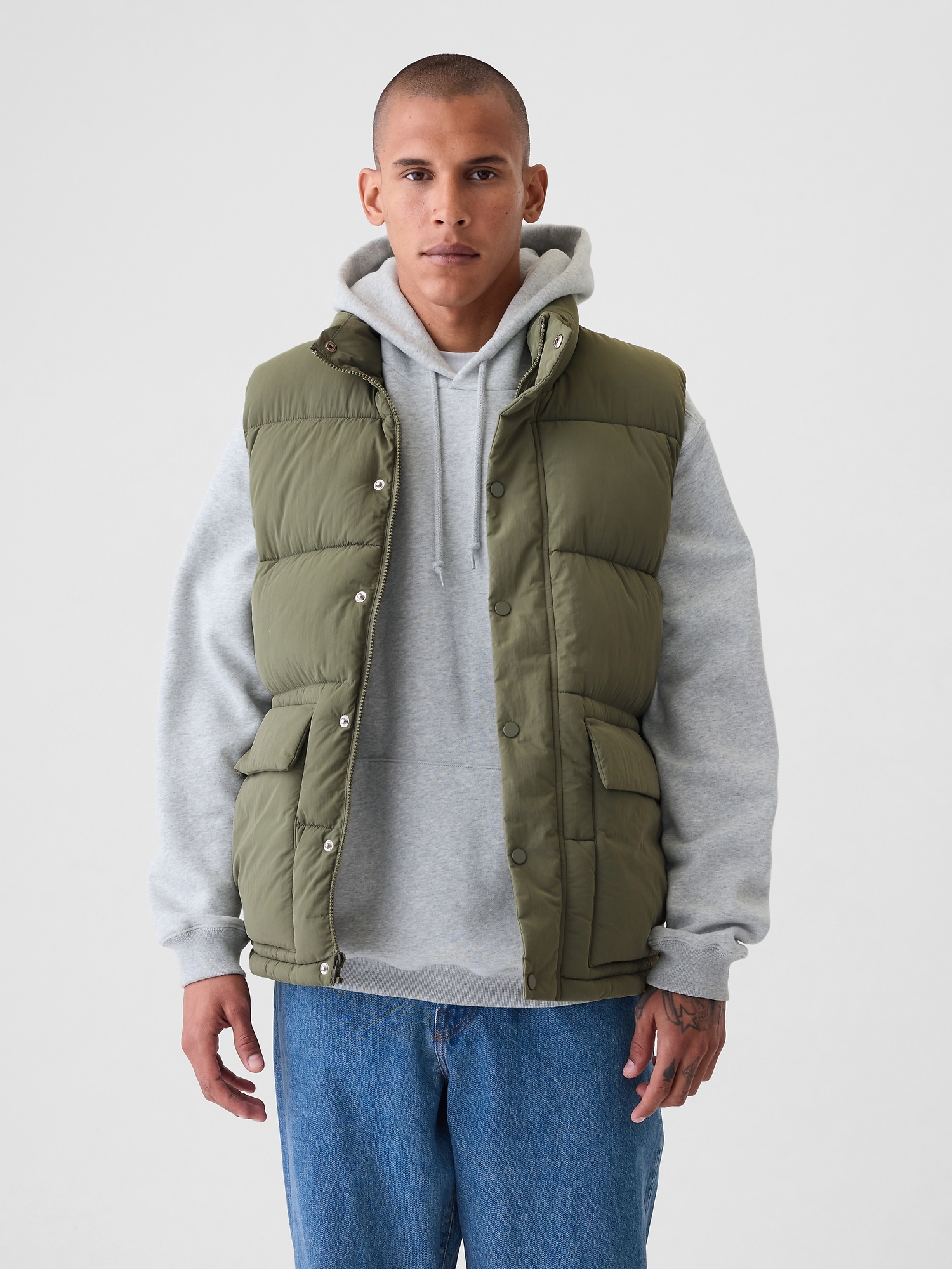 Gap mens puffer vest on sale