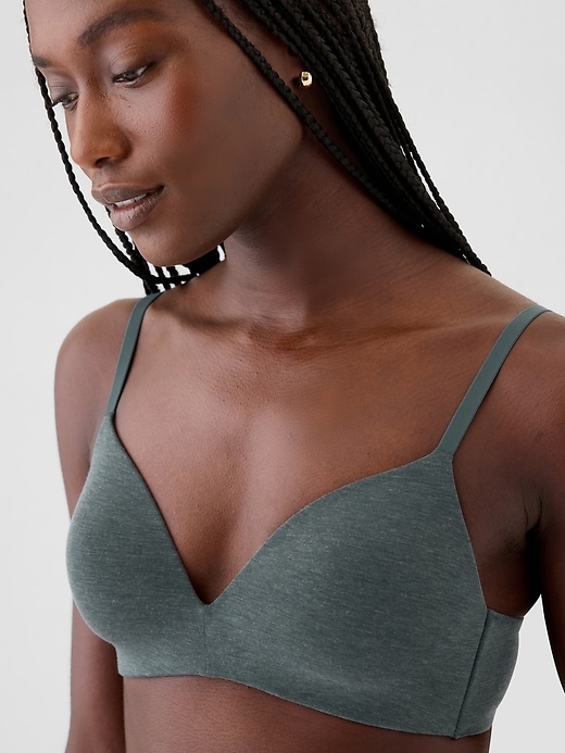 Image number 6 showing, Breathe Wireless Bra