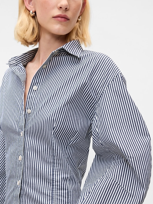 Image number 4 showing, Organic Cotton Poplin Barrel Sleeve Cropped Shirt