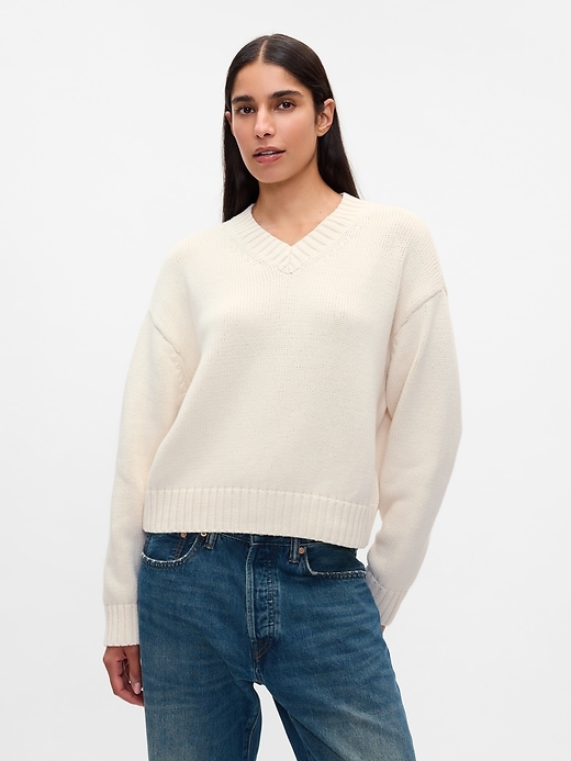 Image number 10 showing, Oversized V-Neck Sweater