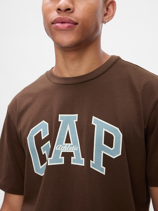 Image number 4 showing, Gap Arch Logo T-Shirt