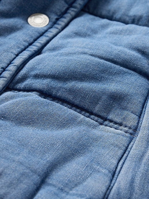 L'image numéro 4 présente Veste rembourrée en denim pour Enfant