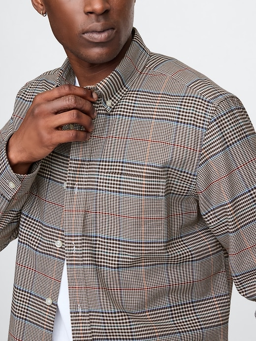 Image number 4 showing, Classic Oxford Shirt in Standard Fit