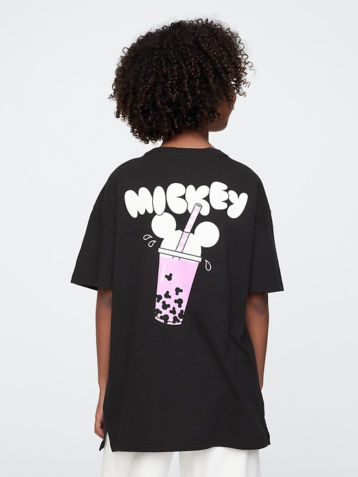 L'image numéro 2 présente T-shirt long Gap × Disney pour Enfant