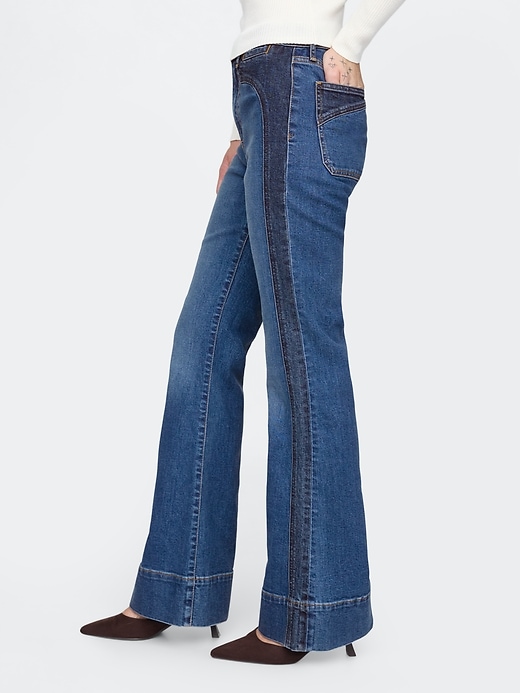 Image number 3 showing, High Rise &#39;70s Flare Jeans