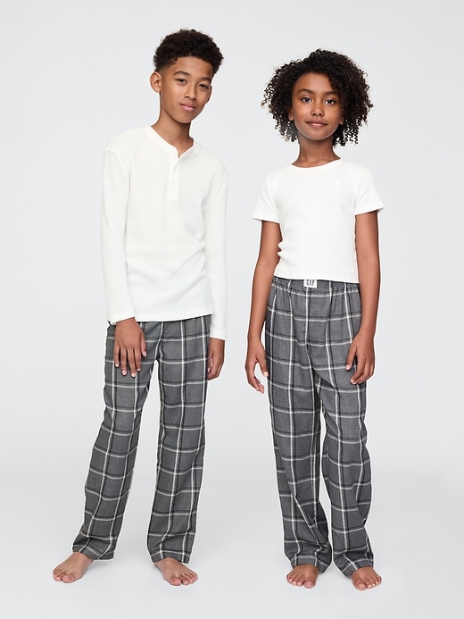 L'image numéro 1 présente Pantalon de pyjama en flanelle recyclée pour enfant