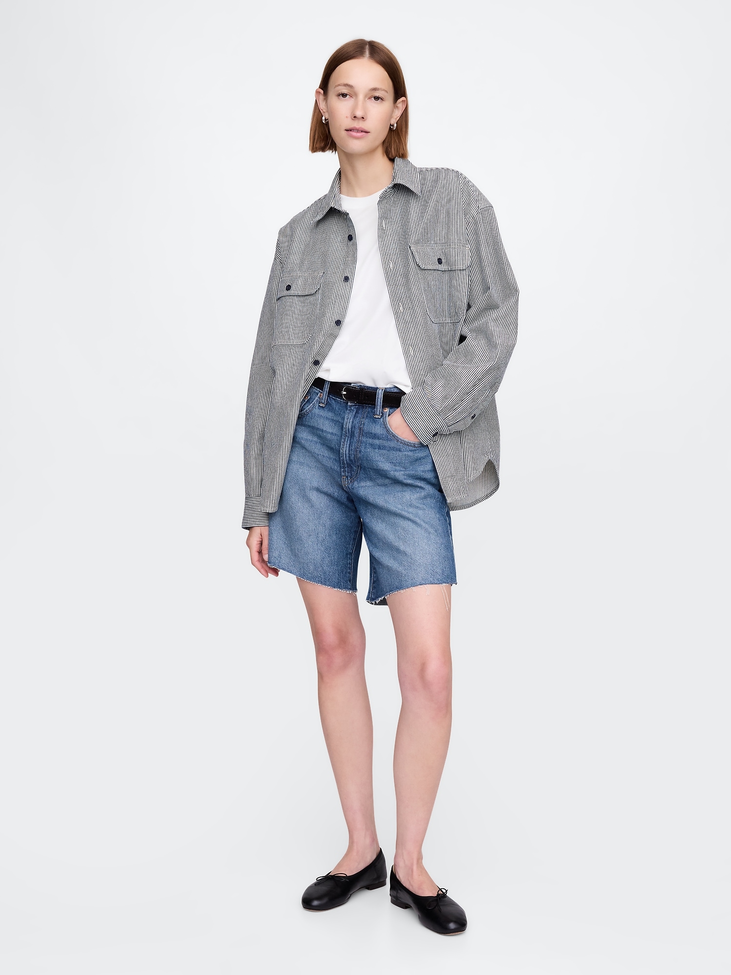 8" Mid Rise '90s Loose Denim Bermuda Shorts