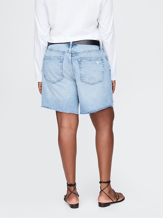 Image number 7 showing, 8&quot; Mid Rise &#39;90s Loose Denim Bermuda Shorts